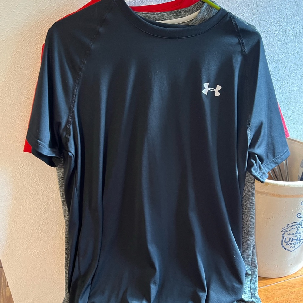 Under armour mens large